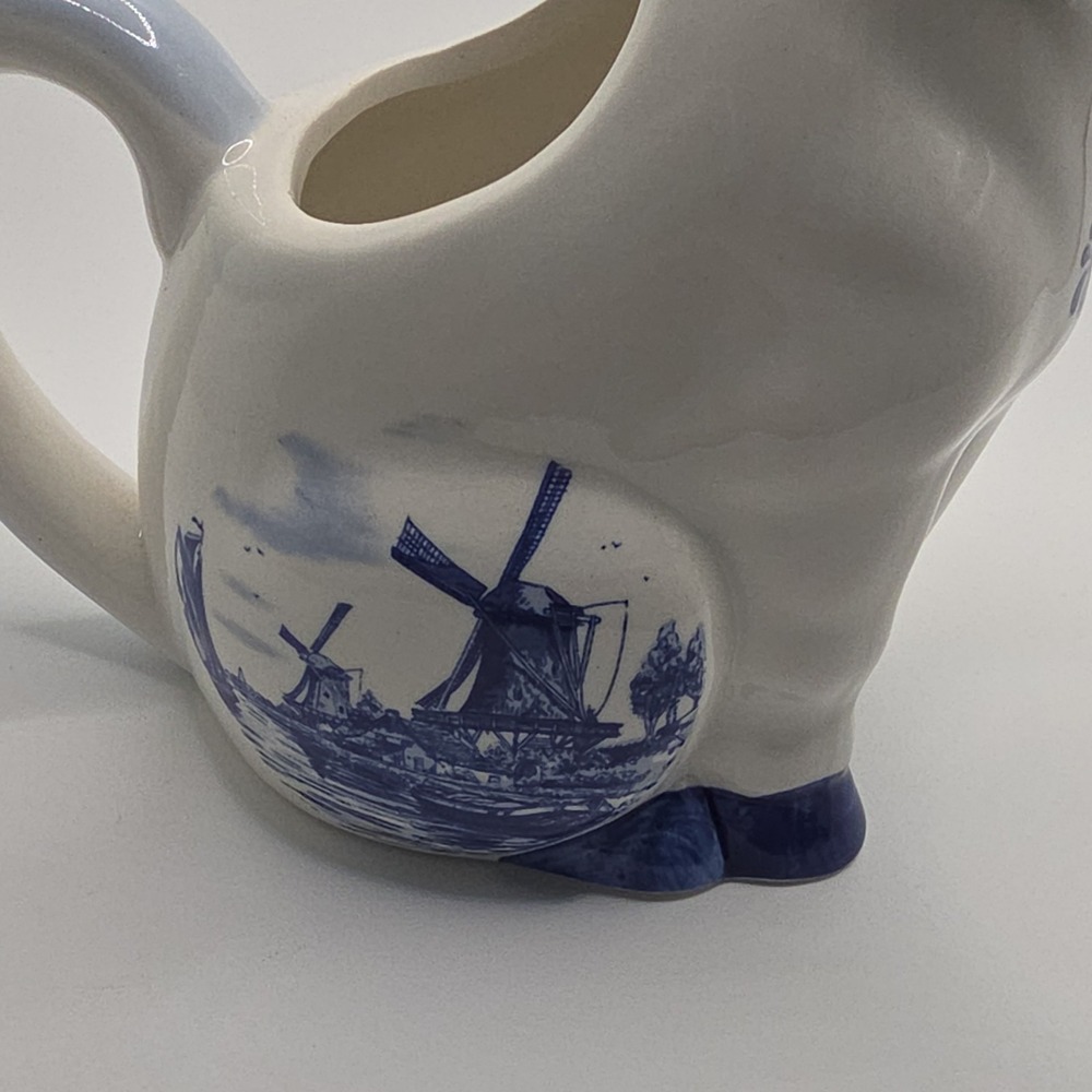 Delft Blue Porcelain Cow Creamer and Salt & Pepper Shakers Set - Picture 7 of 8